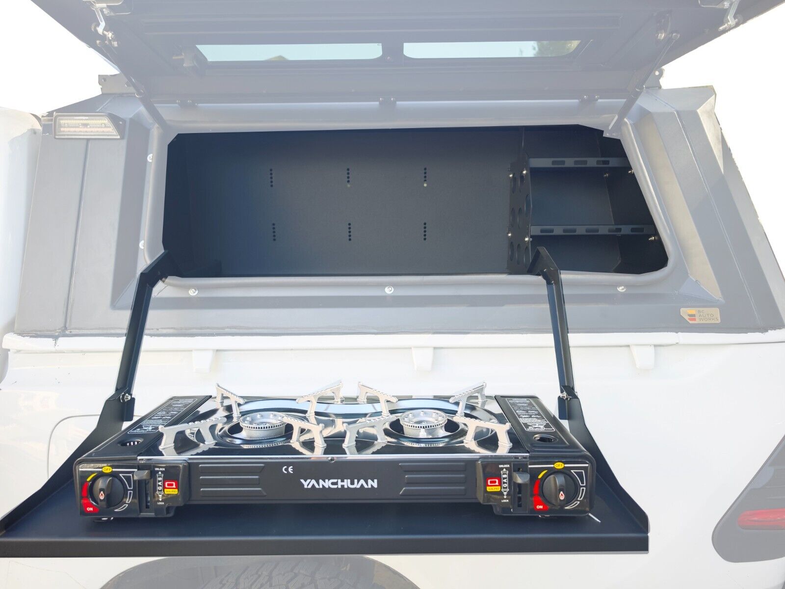 Tub-Camping-Kitchen-Box-with-Drop-down-Table-Stoves-suitable-for-Canopy-286221004817 Estante lateral con cocina de camping, mesa y repisa para cúpula o canopy de camioneta - Imagen 1